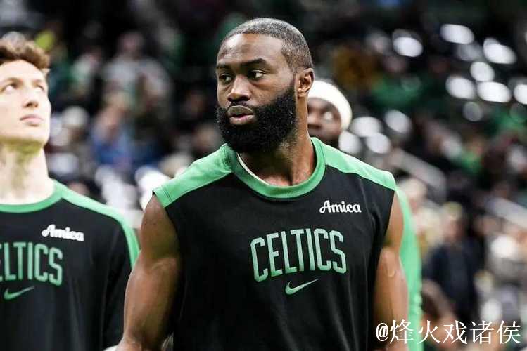 杰伦-布朗:我在精神和心态层面需要改进,要为球队付出更多 杰伦-布朗:我在精神和心态层面需要改进,要为球队付出更多